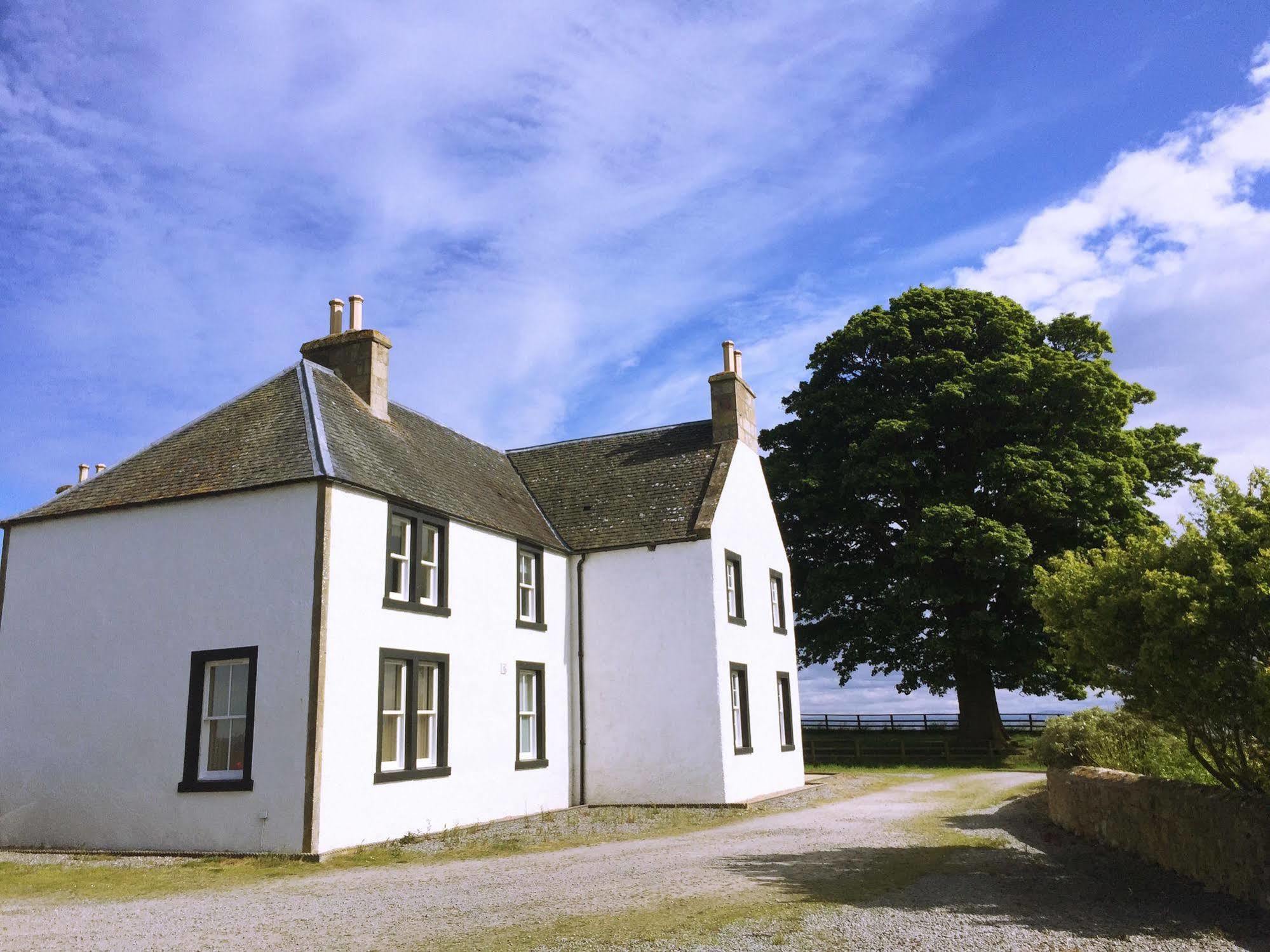 Tarrel Farmhouse Portmahomack Exterior photo